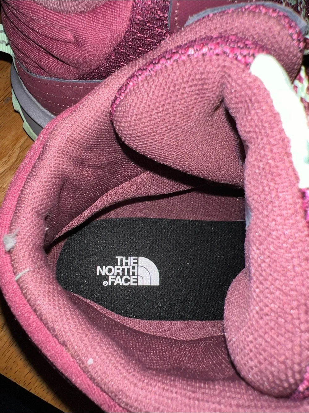 The North Face Fastpack Hiker Youth Maroon Lace-Up Trail Shoes 7